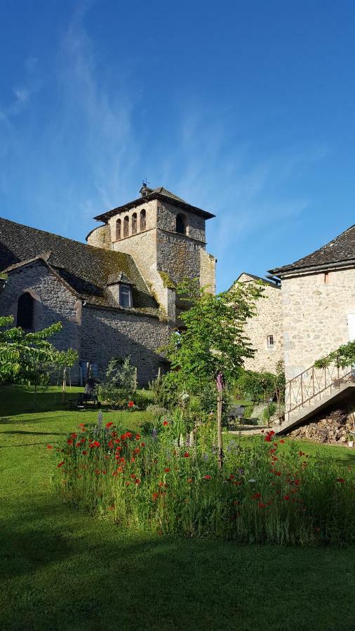 Chambres D'Hotes Du Presbytere La Bastide-l'Eveque Luaran gambar