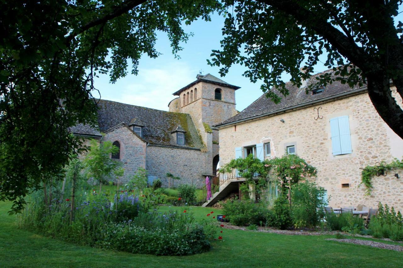 Chambres D'Hotes Du Presbytere La Bastide-l'Eveque Luaran gambar
